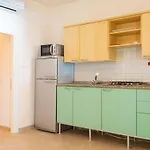 Panorama Apartment *